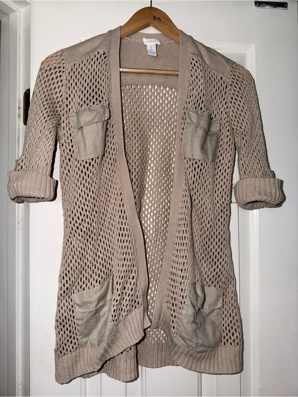 Chicos Light Taupe Open-Knit Pocket Cardigan Sweater. Sz 8 (Chicos 1)